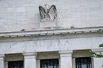 米中関税引き下げでリスク低下とＦＲＢ高官、利下げ予想9月に後ずれ