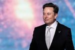 米テスラの自動運転「モデルＹ」、6月投入目指す＝マスク氏