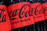 米コカ・コーラ、四半期決算好調　サトウキビ糖使用の新商品発売へ